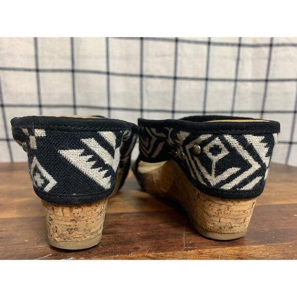 Women’s Minnetonka Black and White Fabric Sandals / Wedges Size 8 Aztec Western - Picture 7 of 11